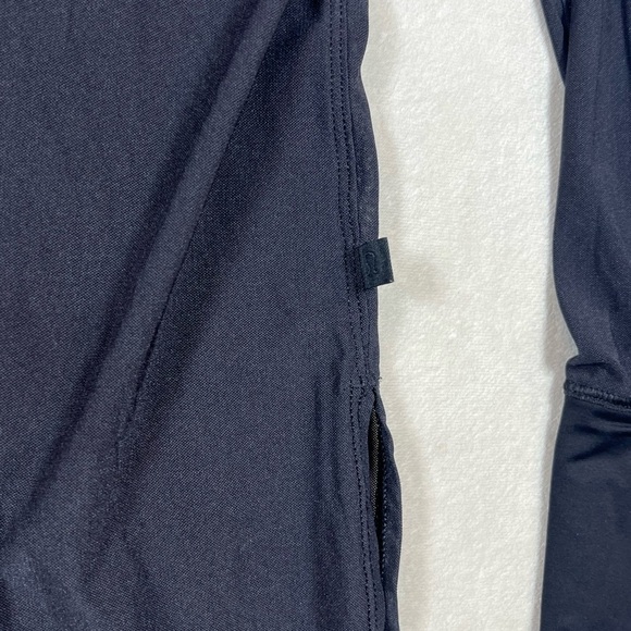 Lululemon Size 8 Back in Action Black Deep V Performance Long Sleeve Shirt ALO - Picture 5 of 8
